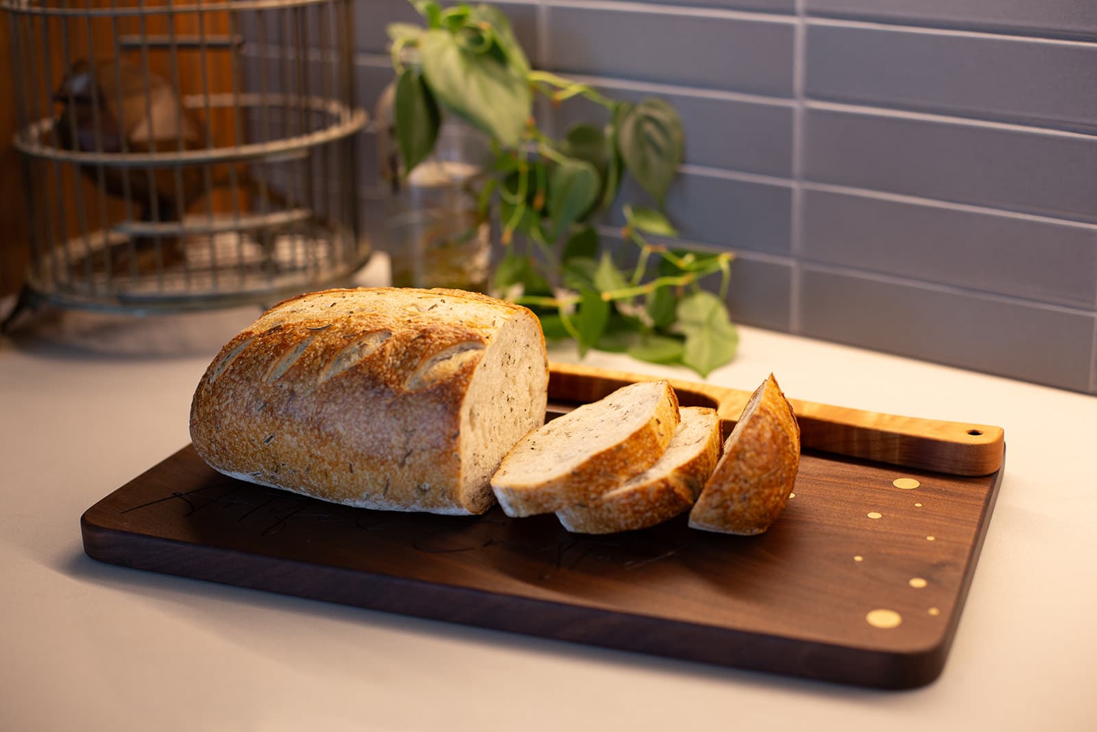 walnut-serving-board